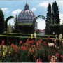 Coupole St Pierre vue des jardins du Vatican (envoyée en 1964)